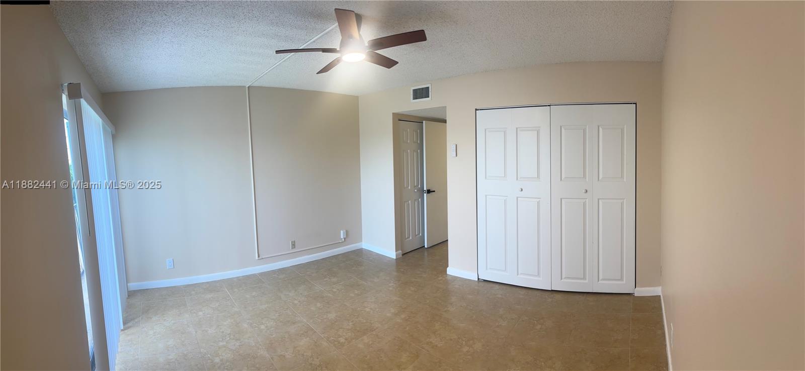 LAKESHORE AT UNIVERSITY P - Residential Lease