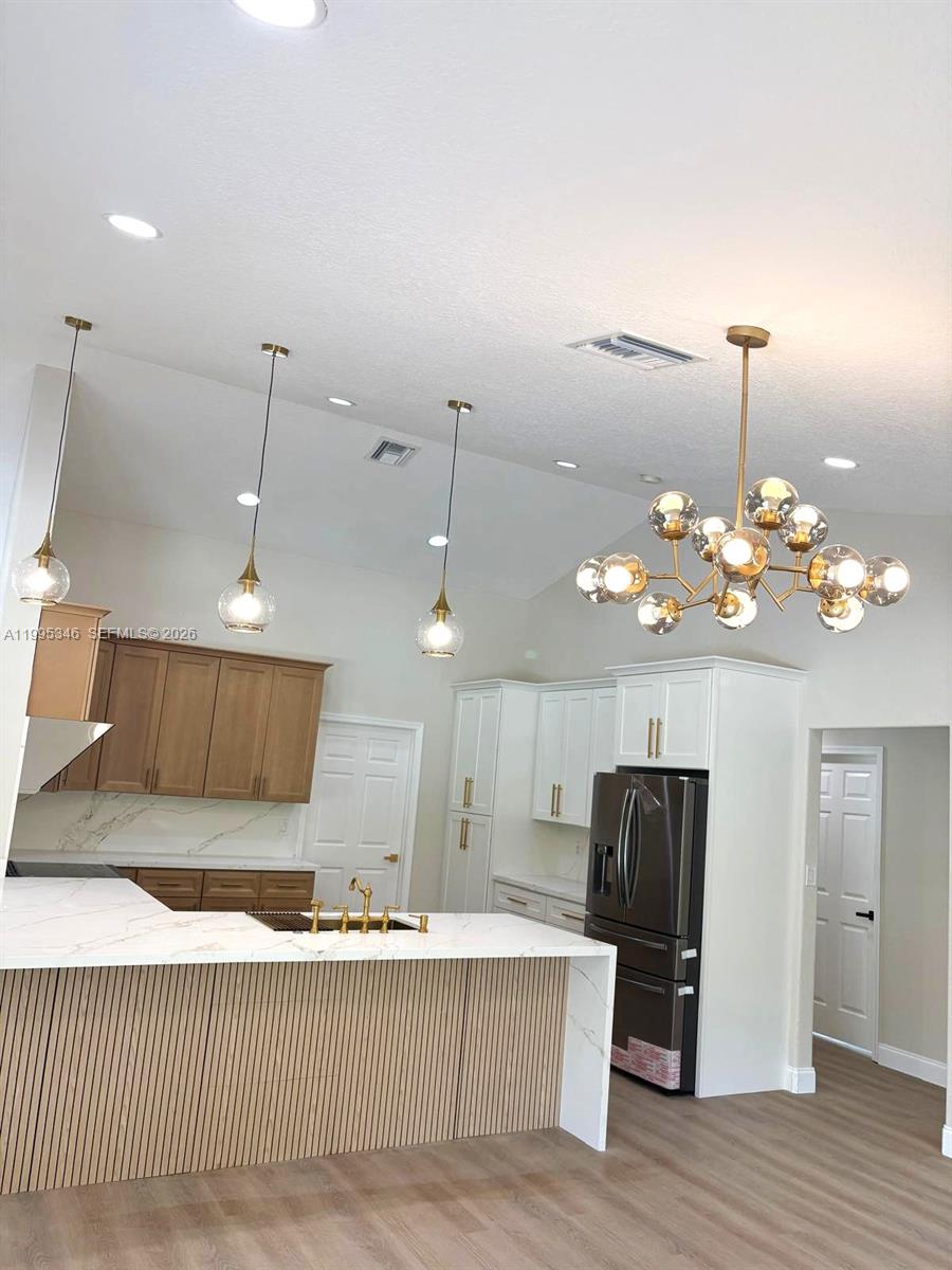 36-42-40~ S 242.9 FT OF N - Residential