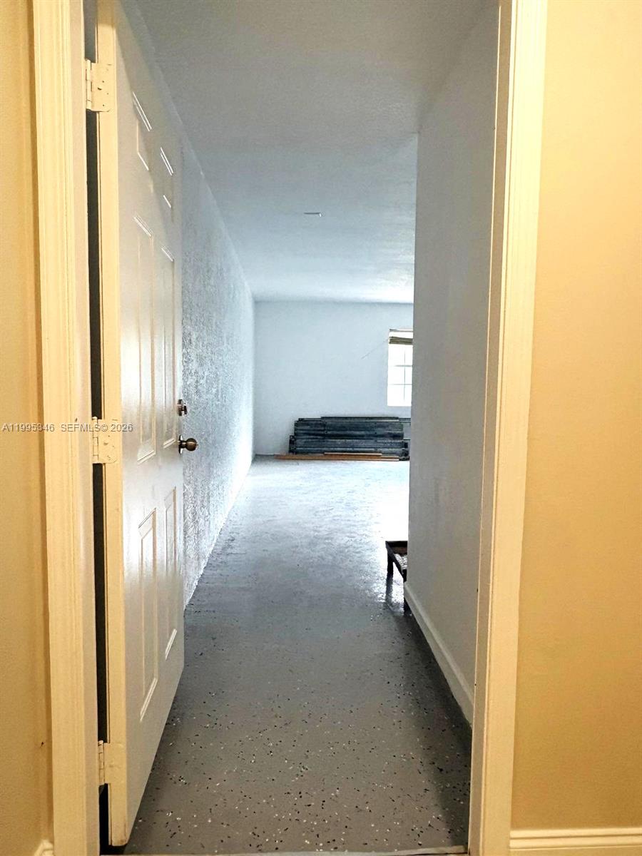 36-42-40~ S 242.9 FT OF N - Residential