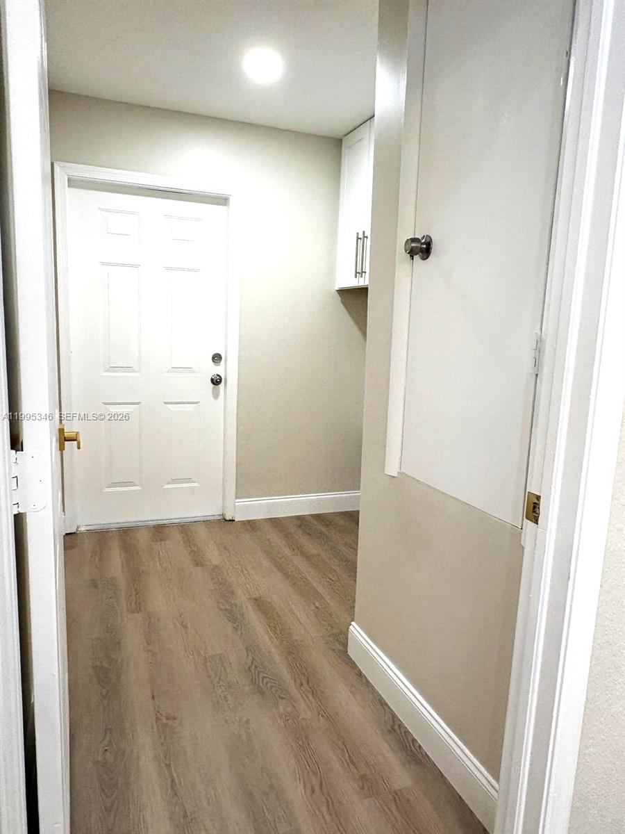 36-42-40~ S 242.9 FT OF N - Residential