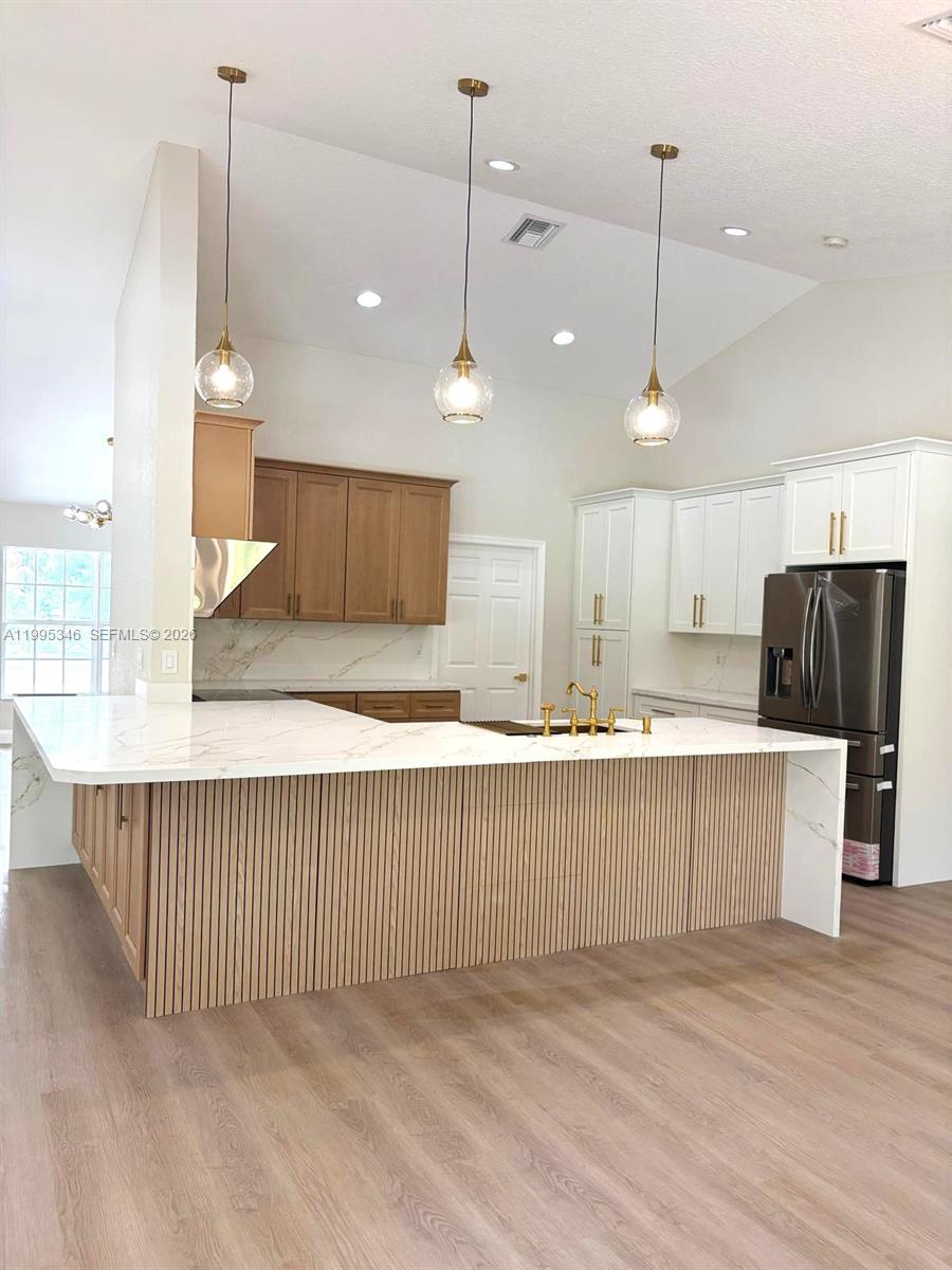 36-42-40~ S 242.9 FT OF N - Residential