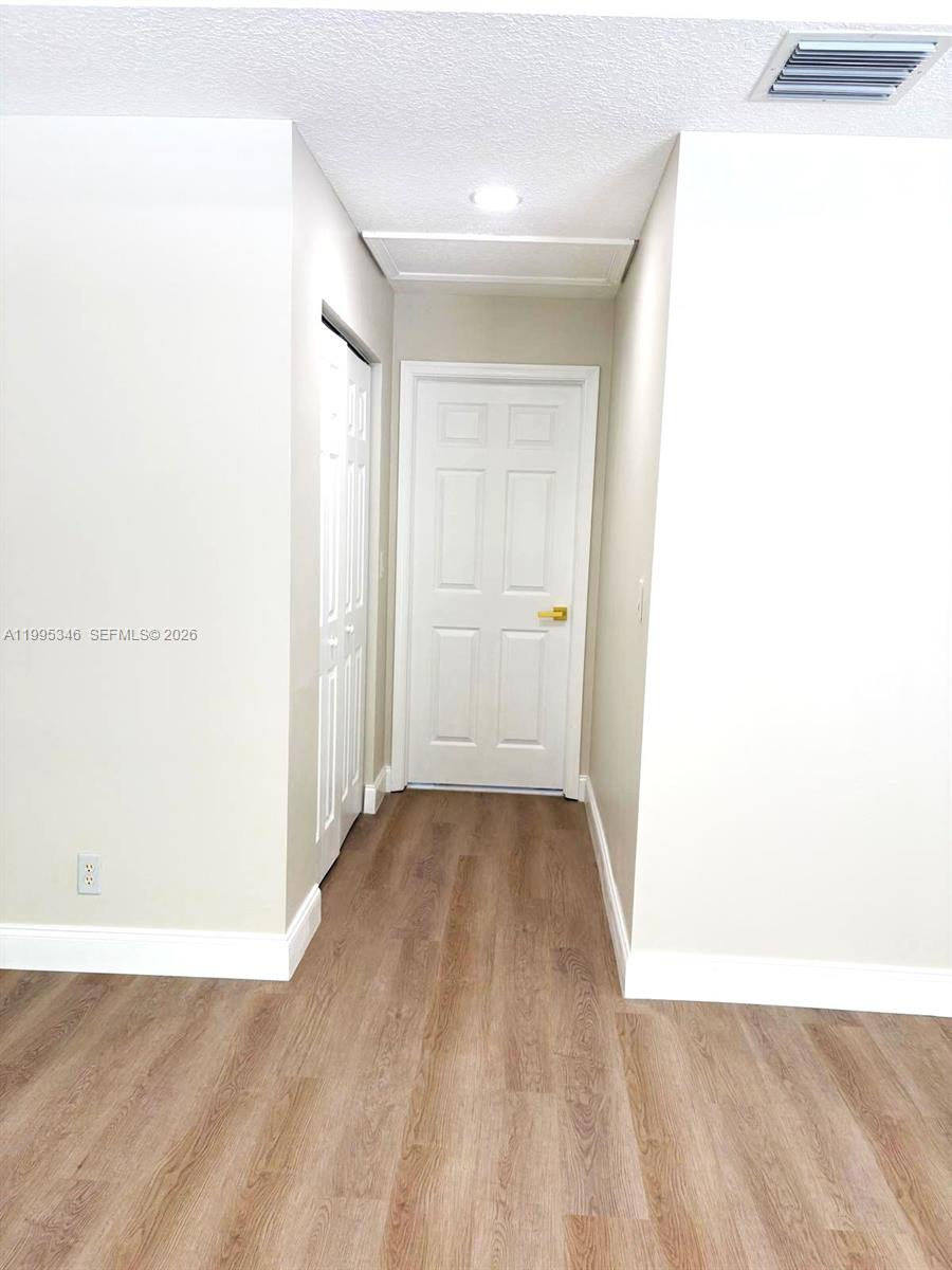 36-42-40~ S 242.9 FT OF N - Residential