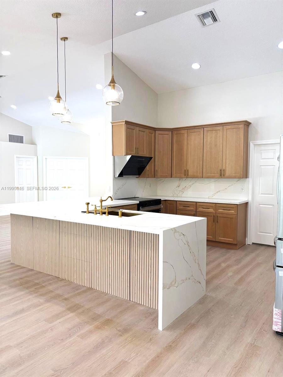 36-42-40~ S 242.9 FT OF N - Residential