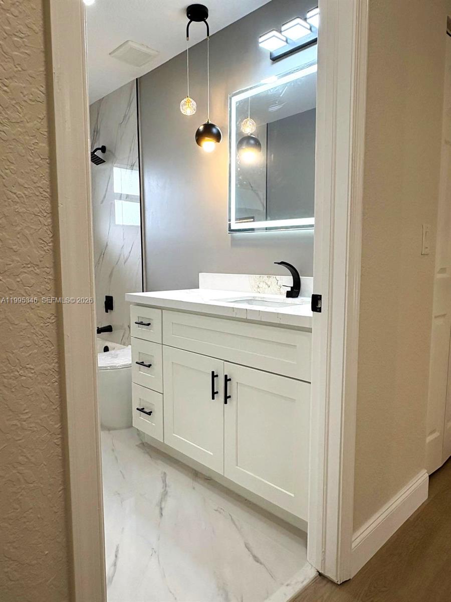 36-42-40~ S 242.9 FT OF N - Residential