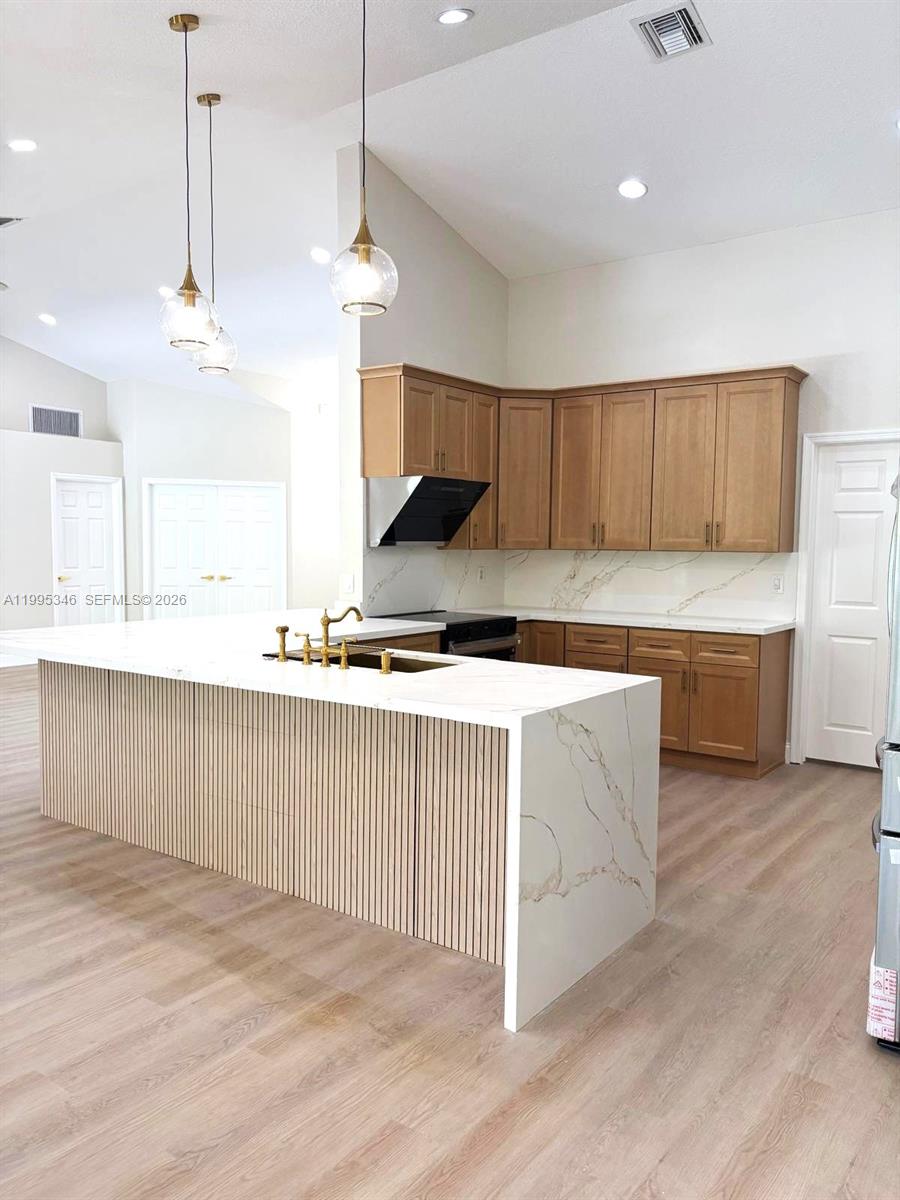 36-42-40~ S 242.9 FT OF N - Residential