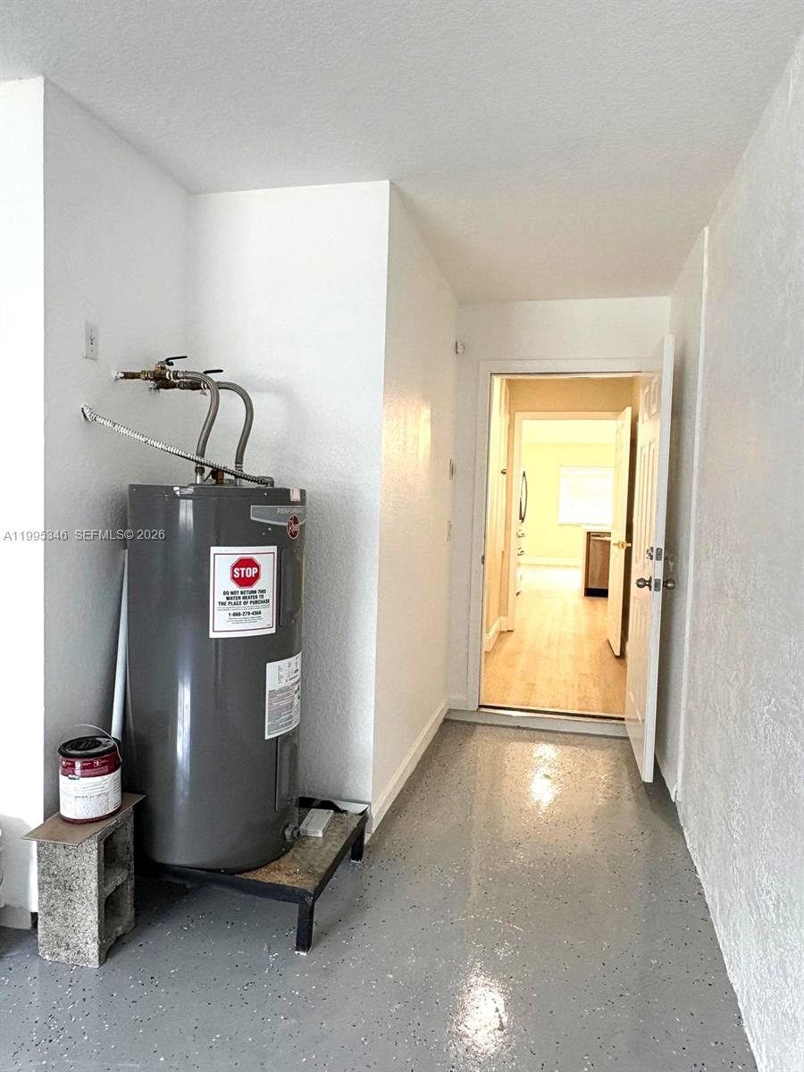 36-42-40~ S 242.9 FT OF N - Residential