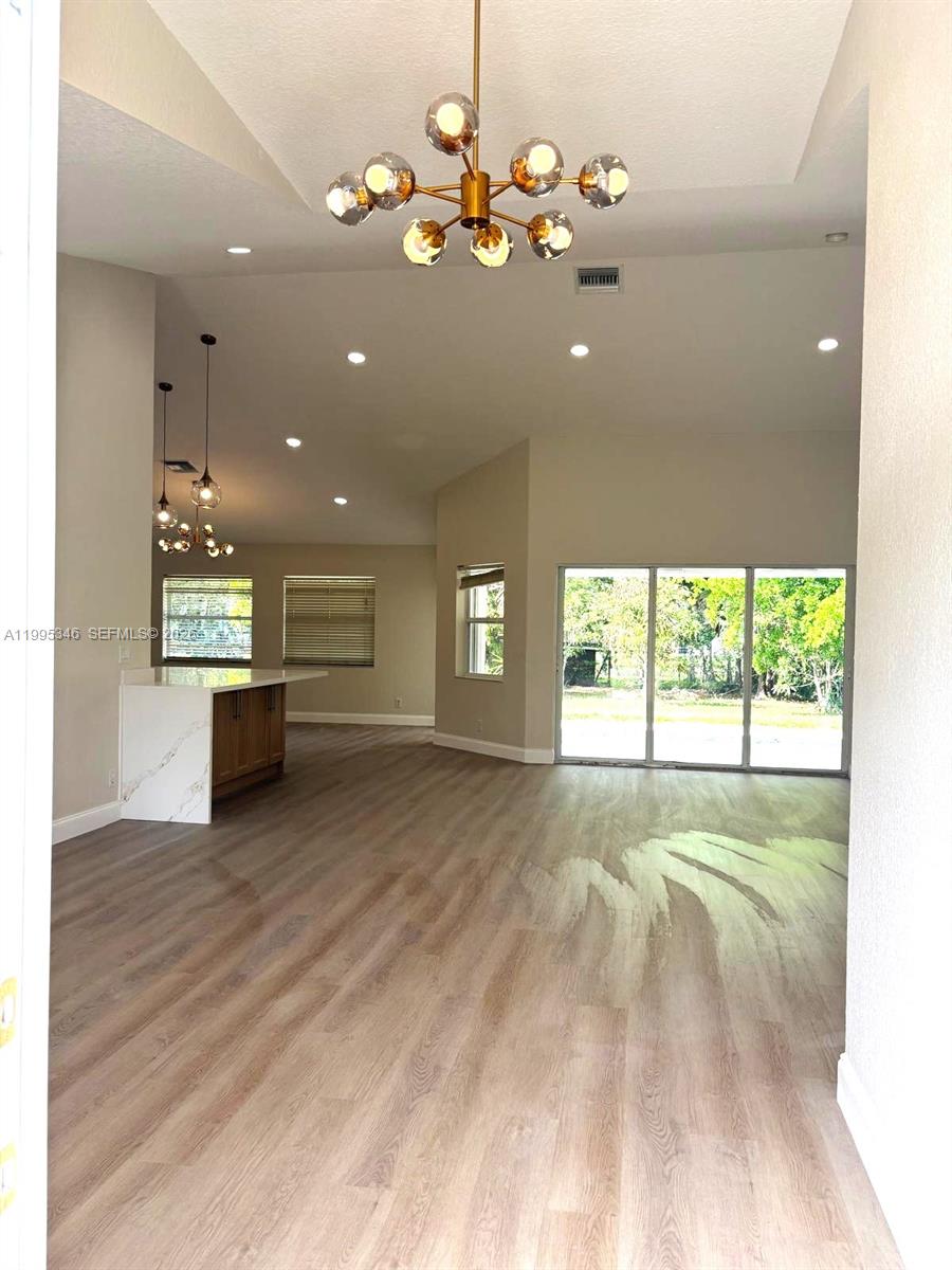 36-42-40~ S 242.9 FT OF N - Residential