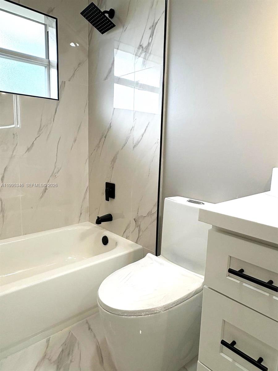 36-42-40~ S 242.9 FT OF N - Residential