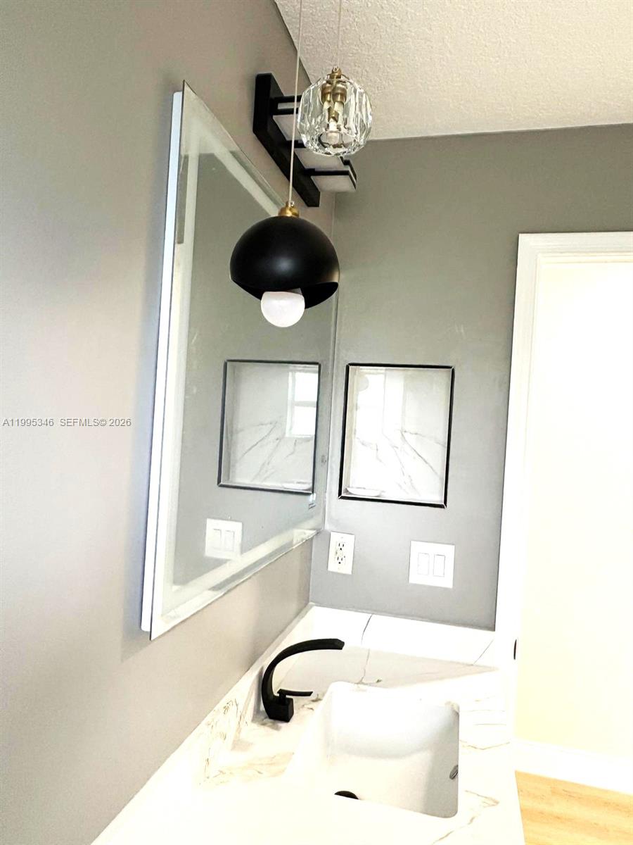 36-42-40~ S 242.9 FT OF N - Residential