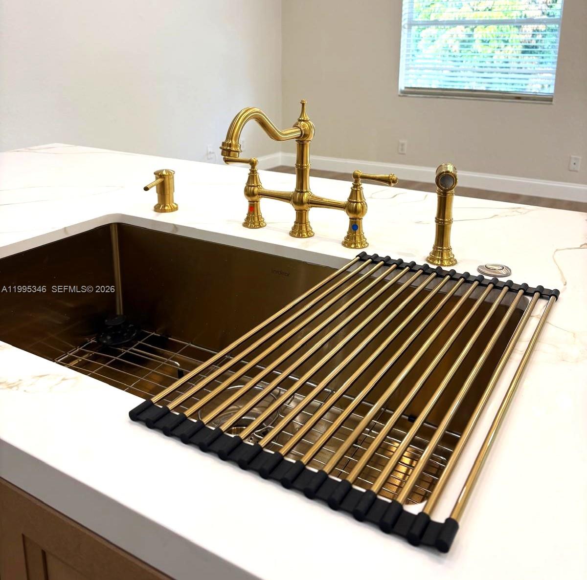 36-42-40~ S 242.9 FT OF N - Residential