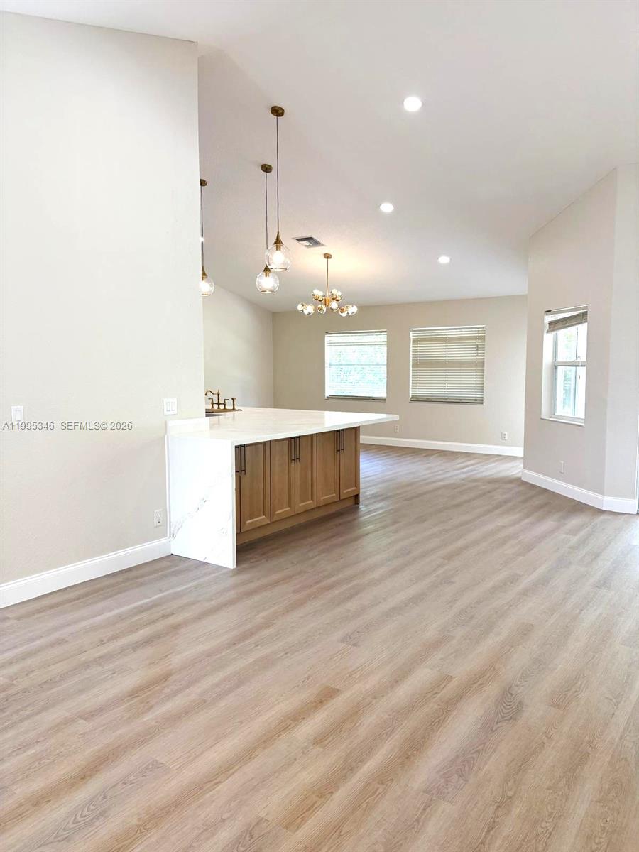 36-42-40~ S 242.9 FT OF N - Residential