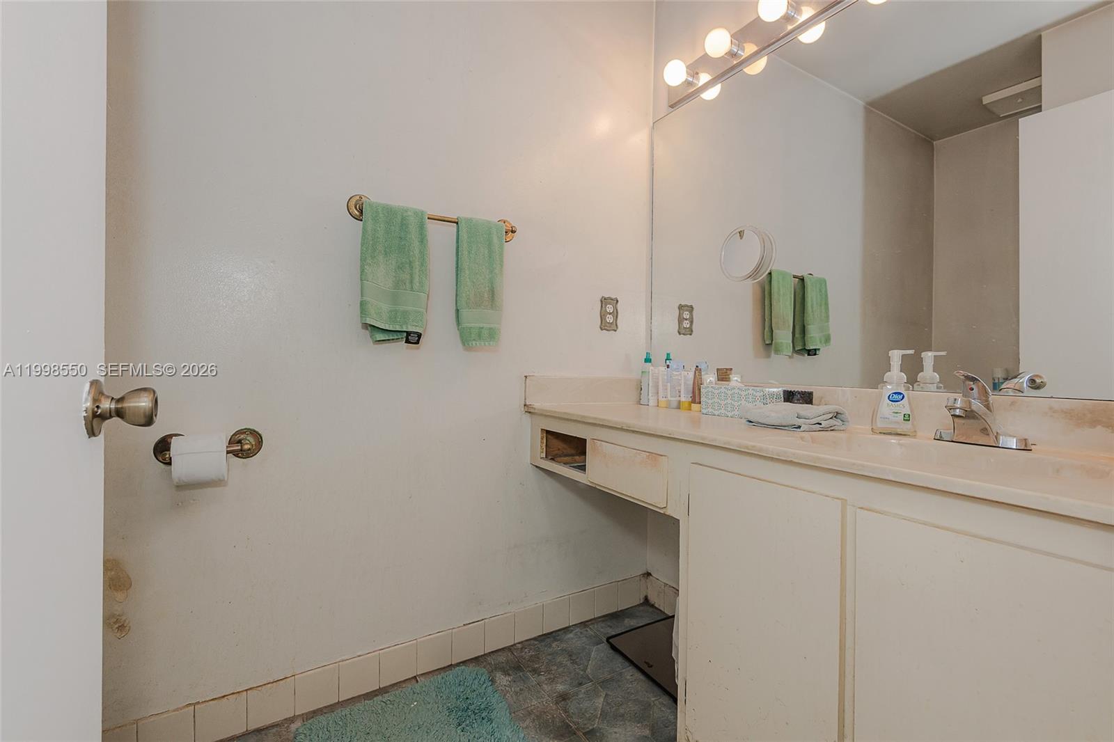 COSTA DEL SOL CONDO O - Residential