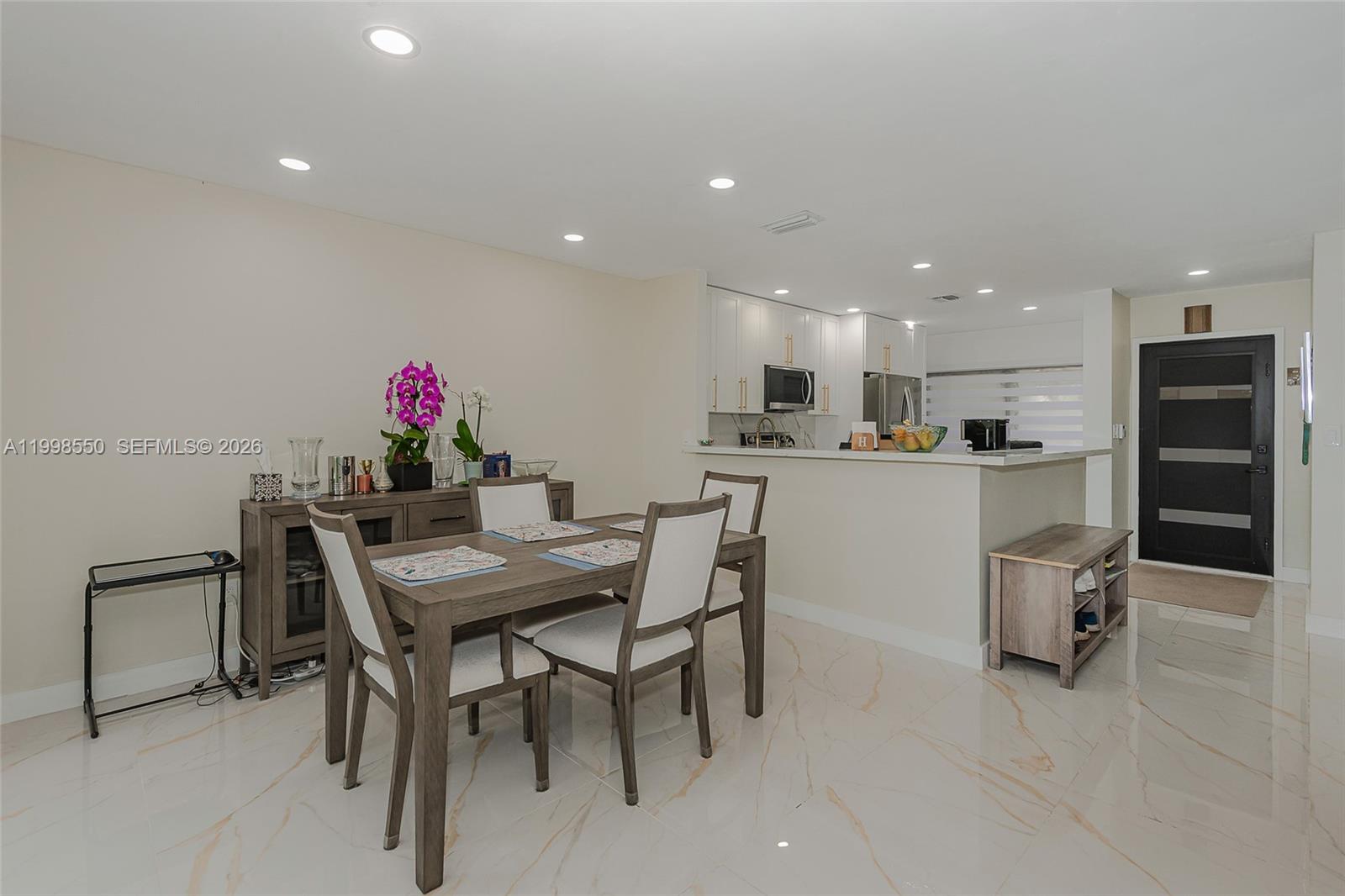 COSTA DEL SOL CONDO O - Residential