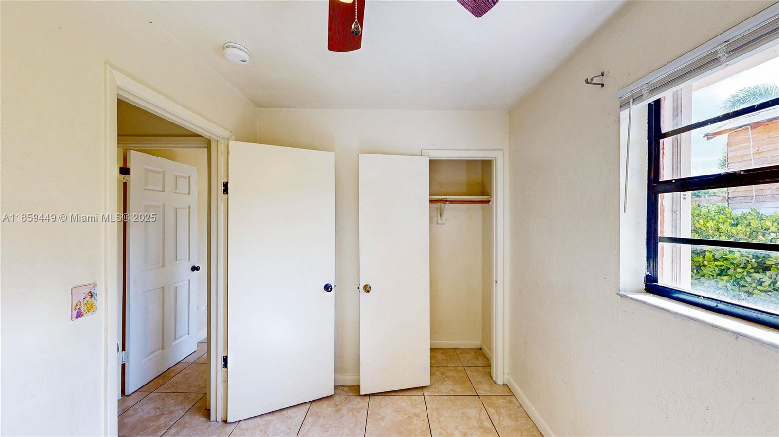 AVOCADO VILLAS - Residential