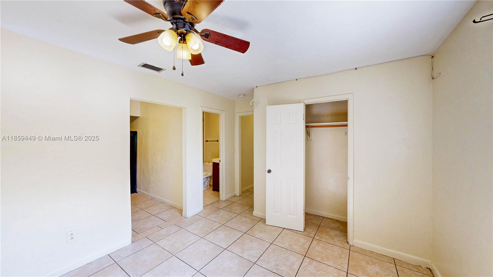 AVOCADO VILLAS - Residential