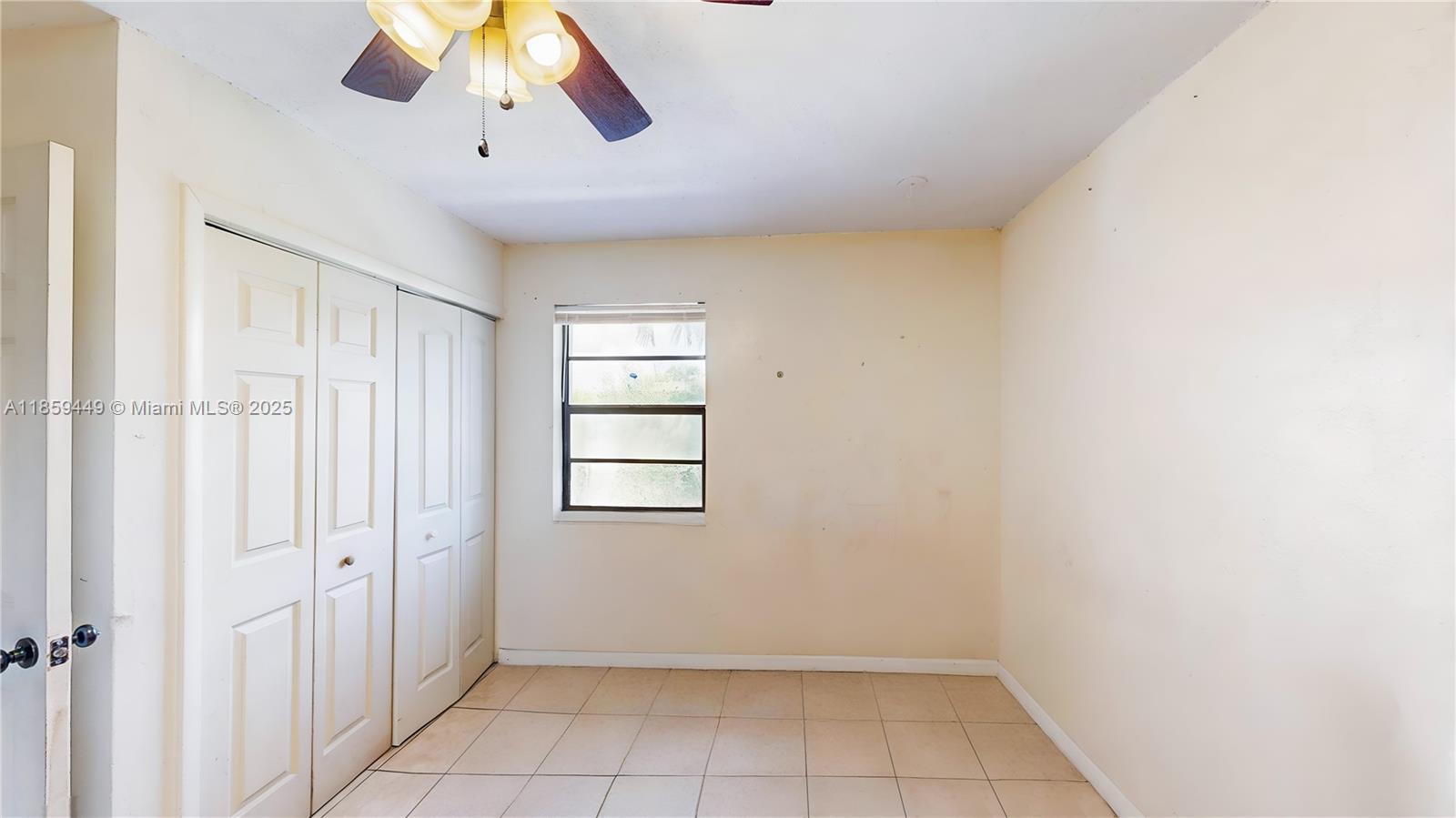 AVOCADO VILLAS - Residential