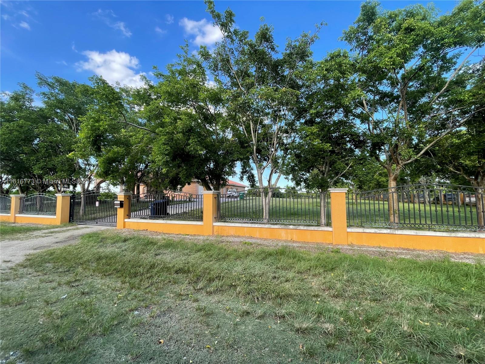 The Redland - Residential
