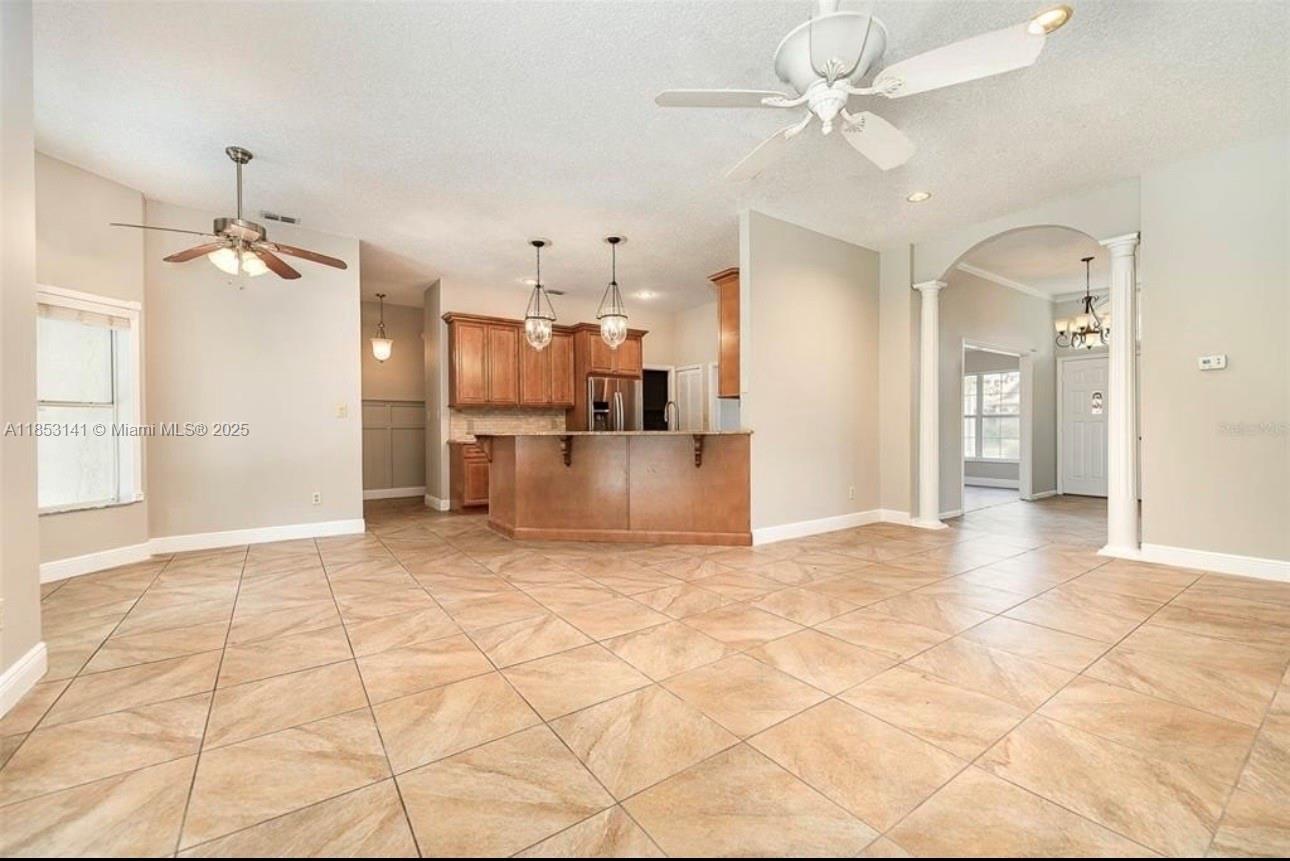 1455 Deer Lake Cir