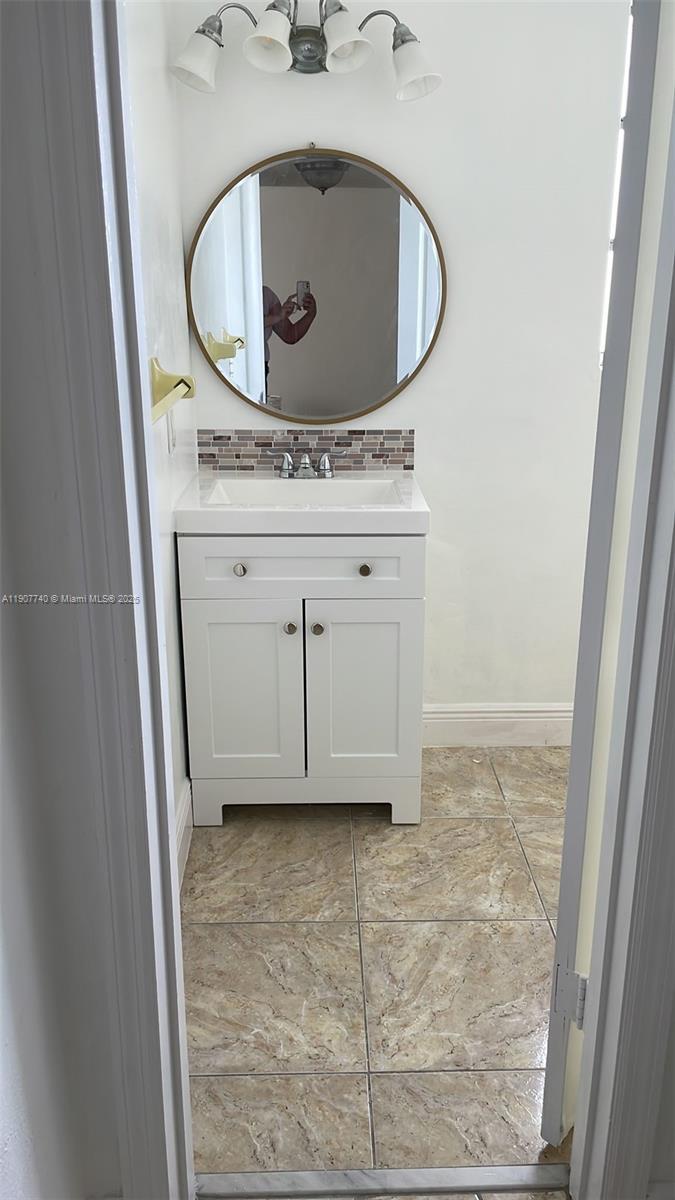 SKY LAKE GARDENS NO 1 CON - Residential Lease