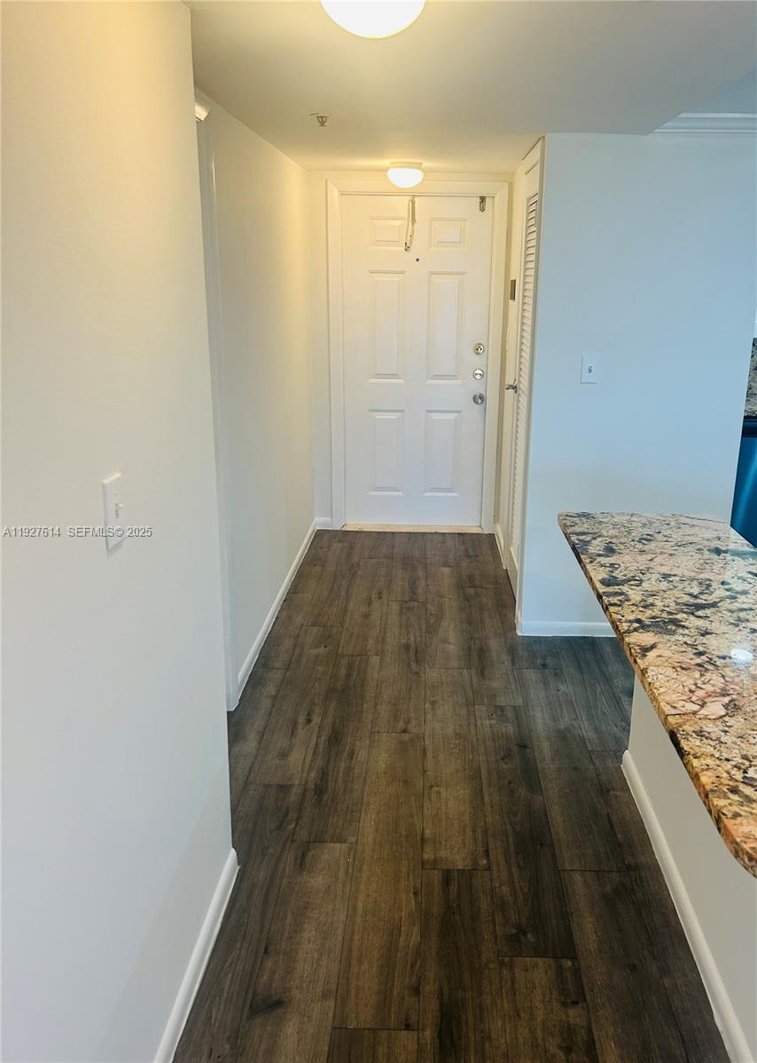 ROLLING HILLS GOLF - Residential Lease