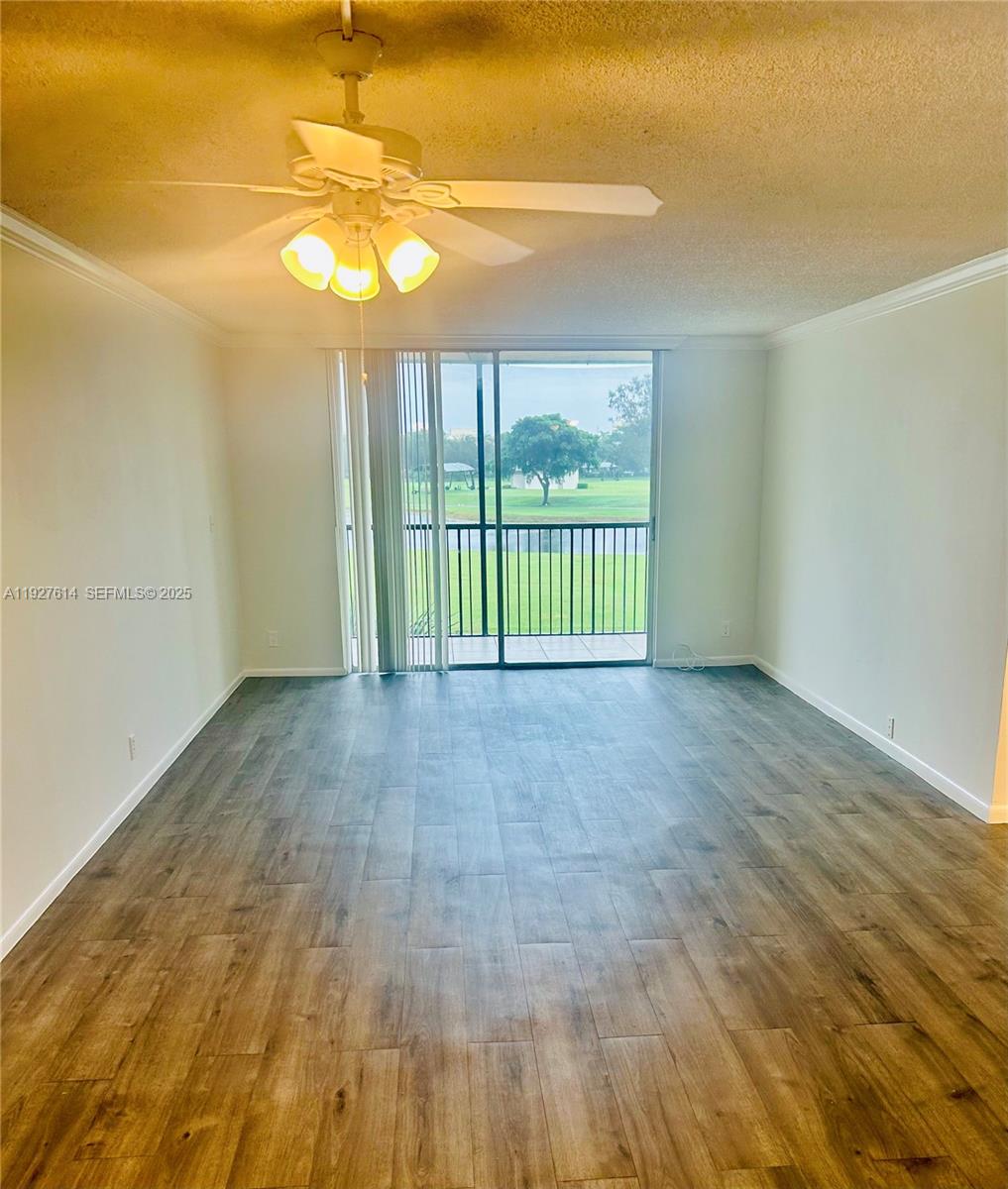 ROLLING HILLS GOLF - Residential Lease