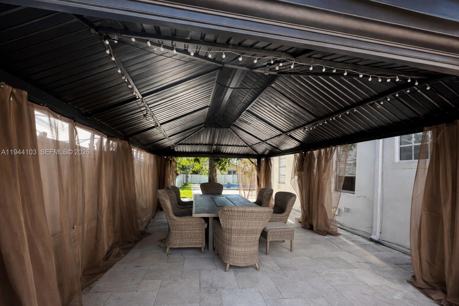 PLANTATION PARK SEVENTH A - Residential