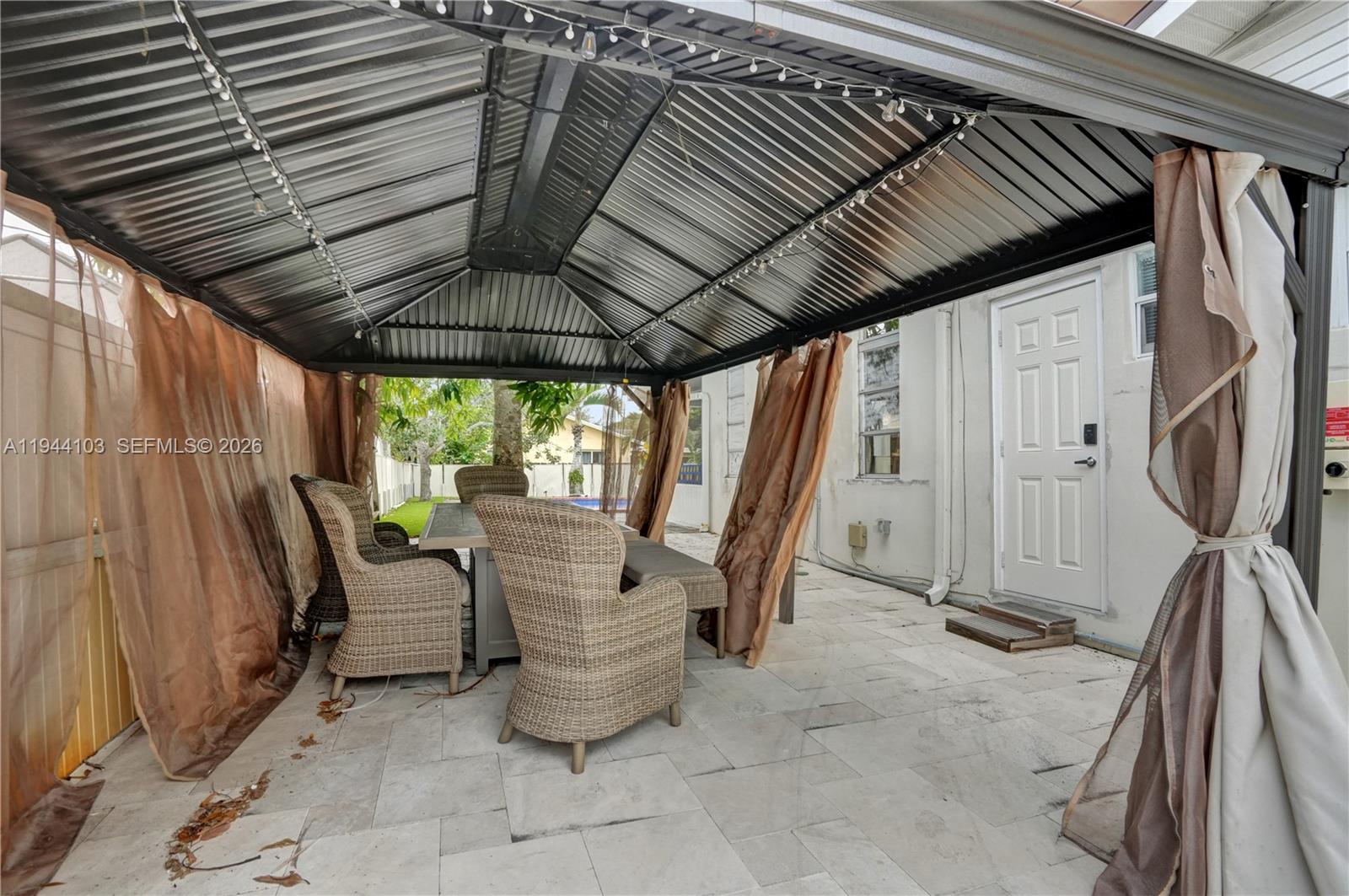 PLANTATION PARK SEVENTH A - Residential