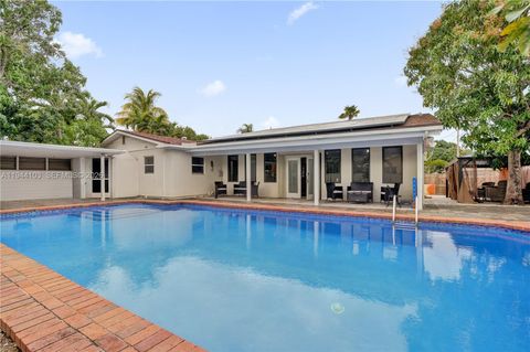 Photo of 5380 SW 8th Ct, Plantation, FL 33317 (MLS # A11944103)