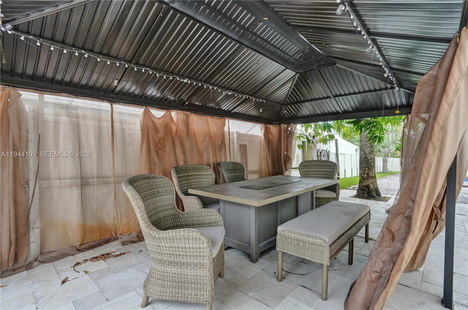 PLANTATION PARK SEVENTH A - Residential