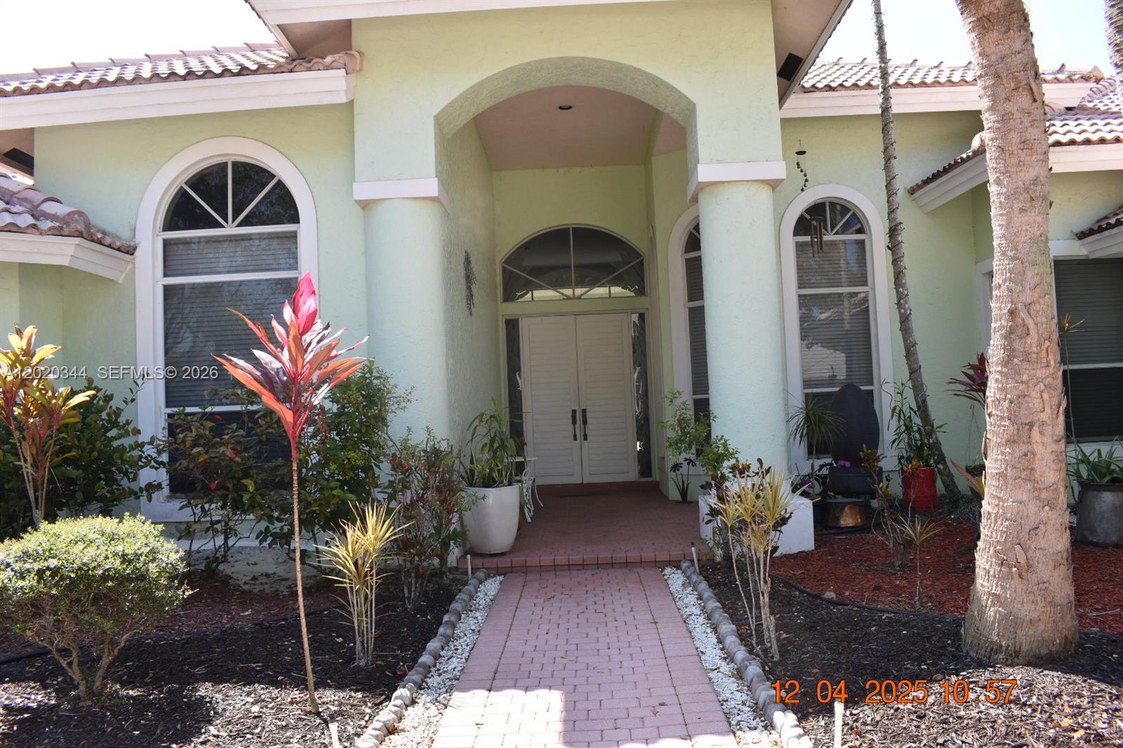THE ISLES - Residential