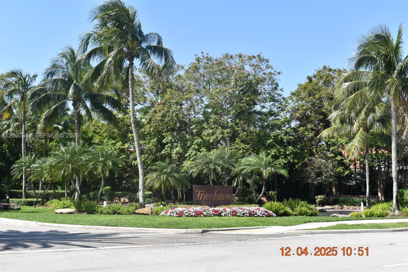 THE ISLES - Residential