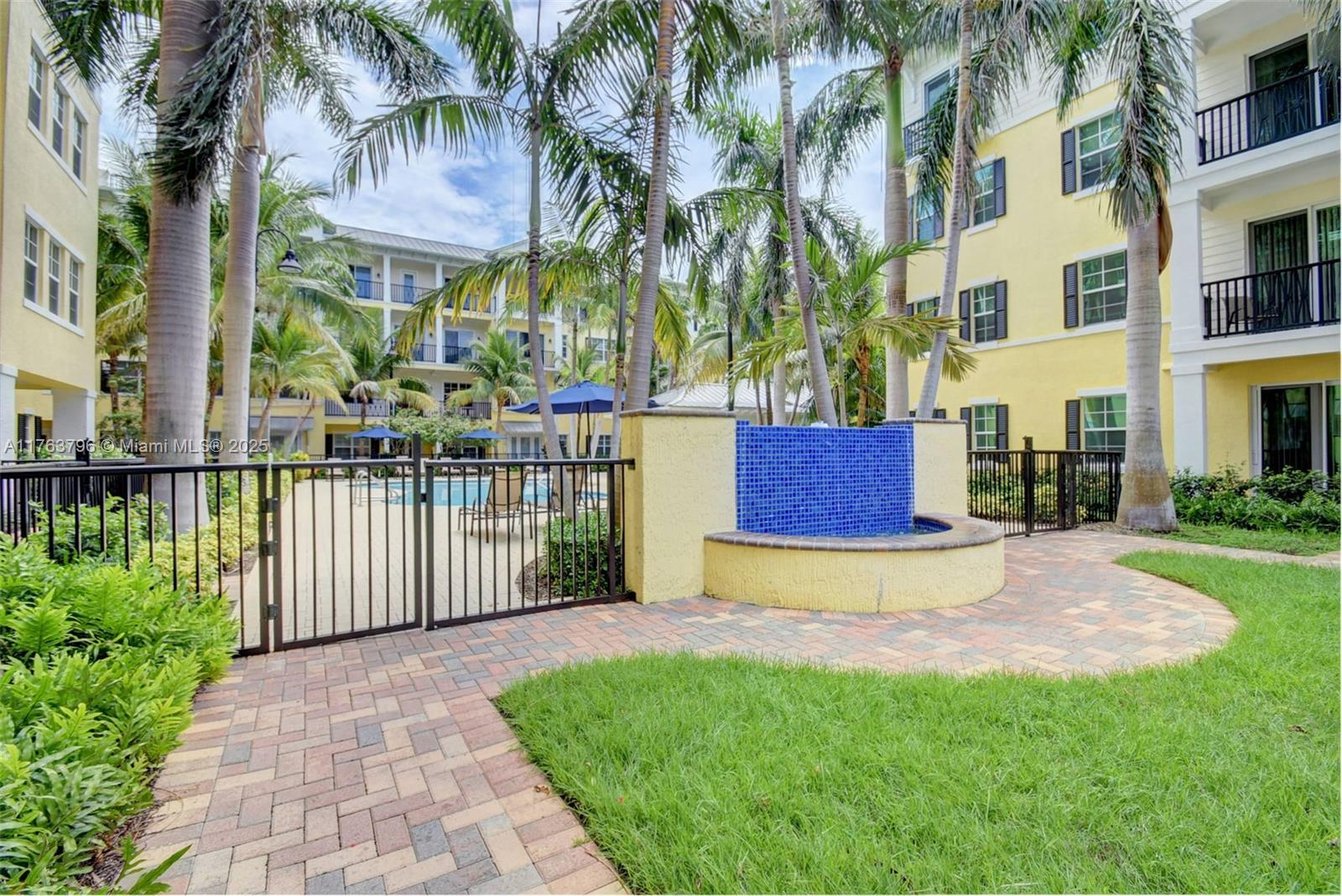 LATITUDE DELRAY BEACH CON - Residential