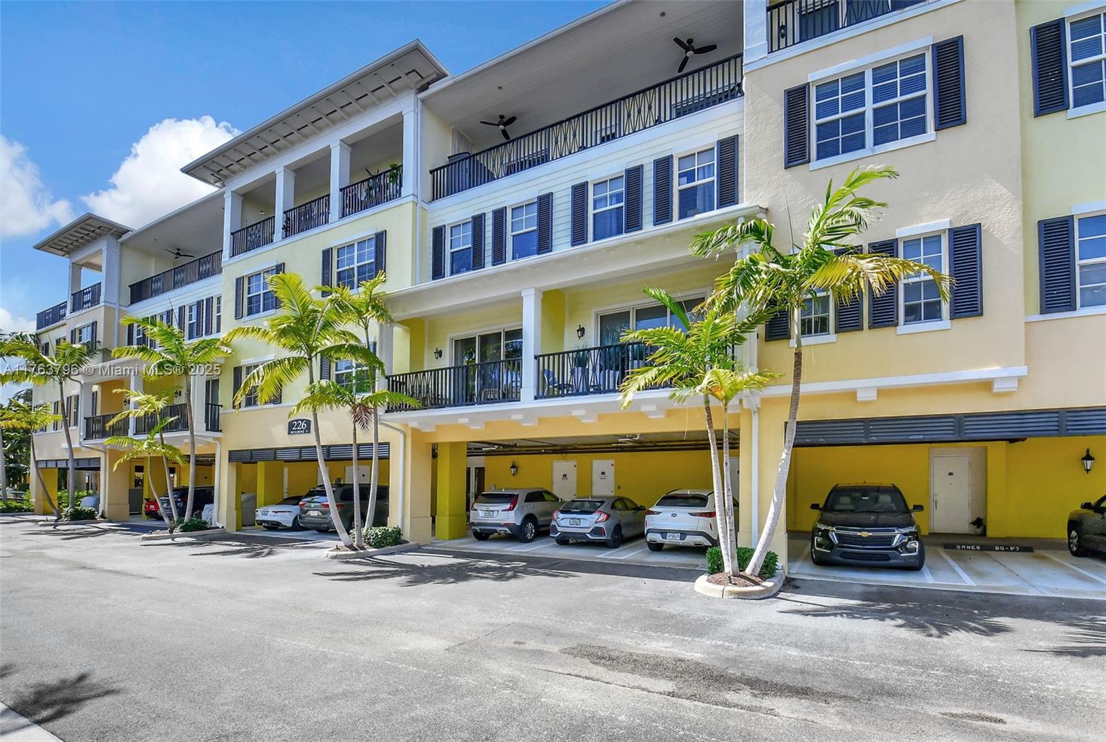 LATITUDE DELRAY BEACH CON - Residential