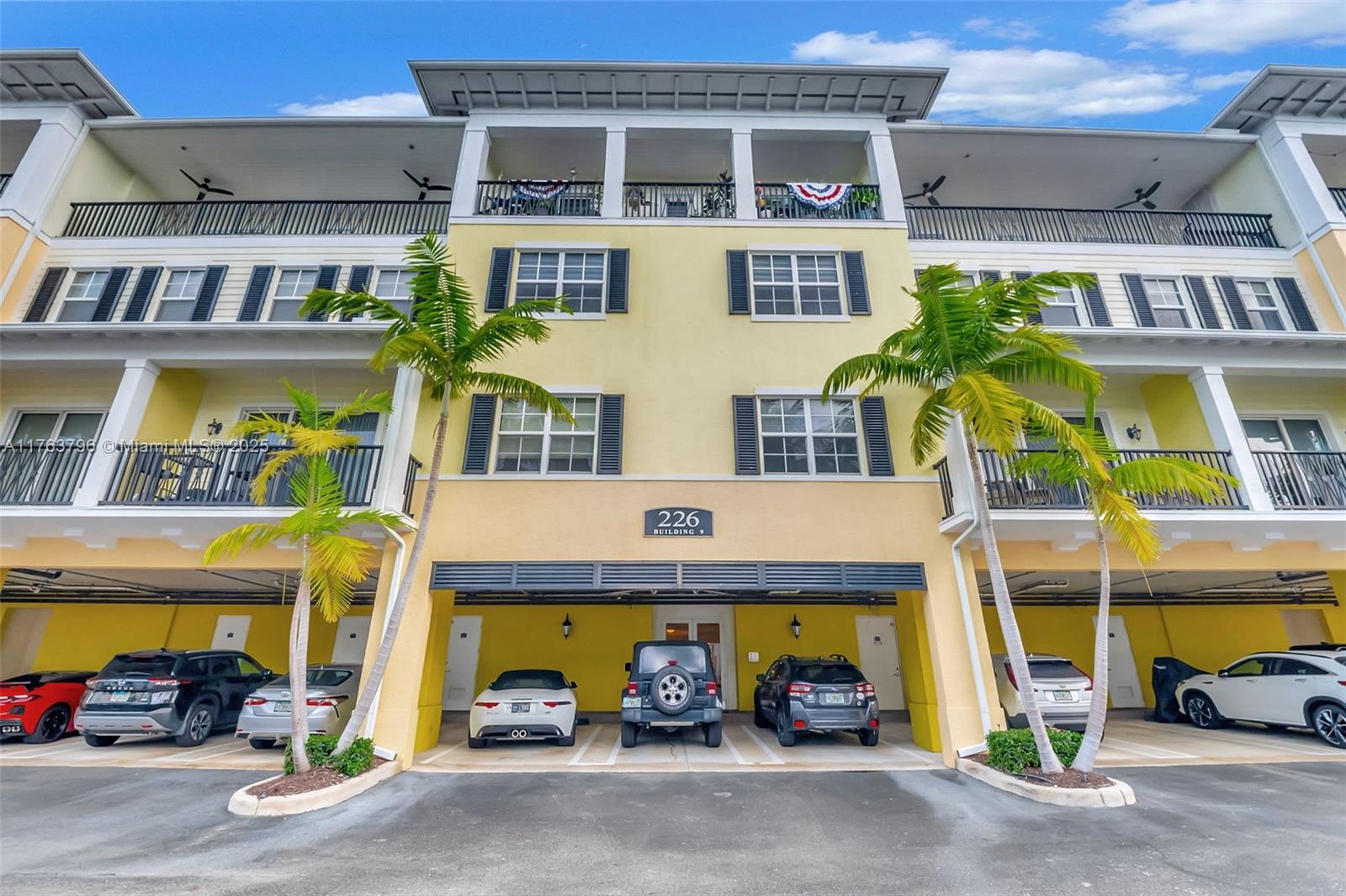 LATITUDE DELRAY BEACH CON - Residential