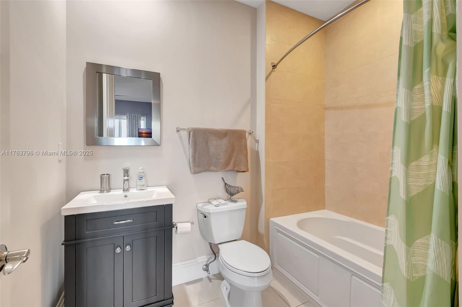 LATITUDE DELRAY BEACH CON - Residential
