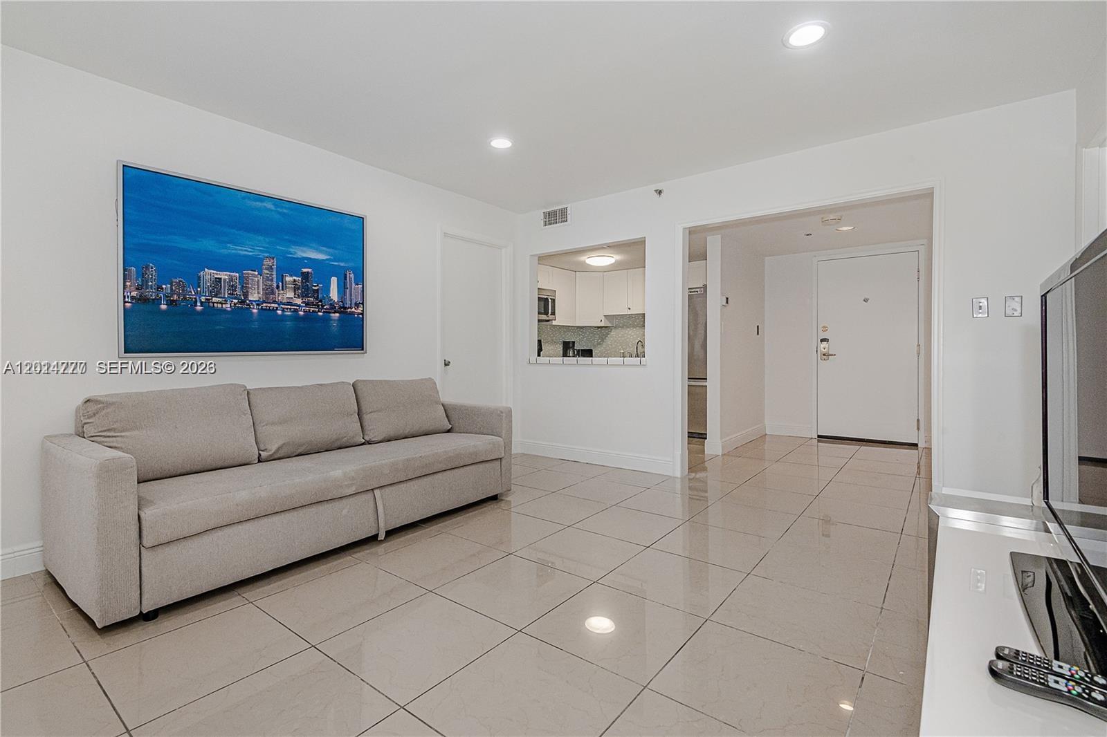 THE ALEXANDER CONDO - Residential