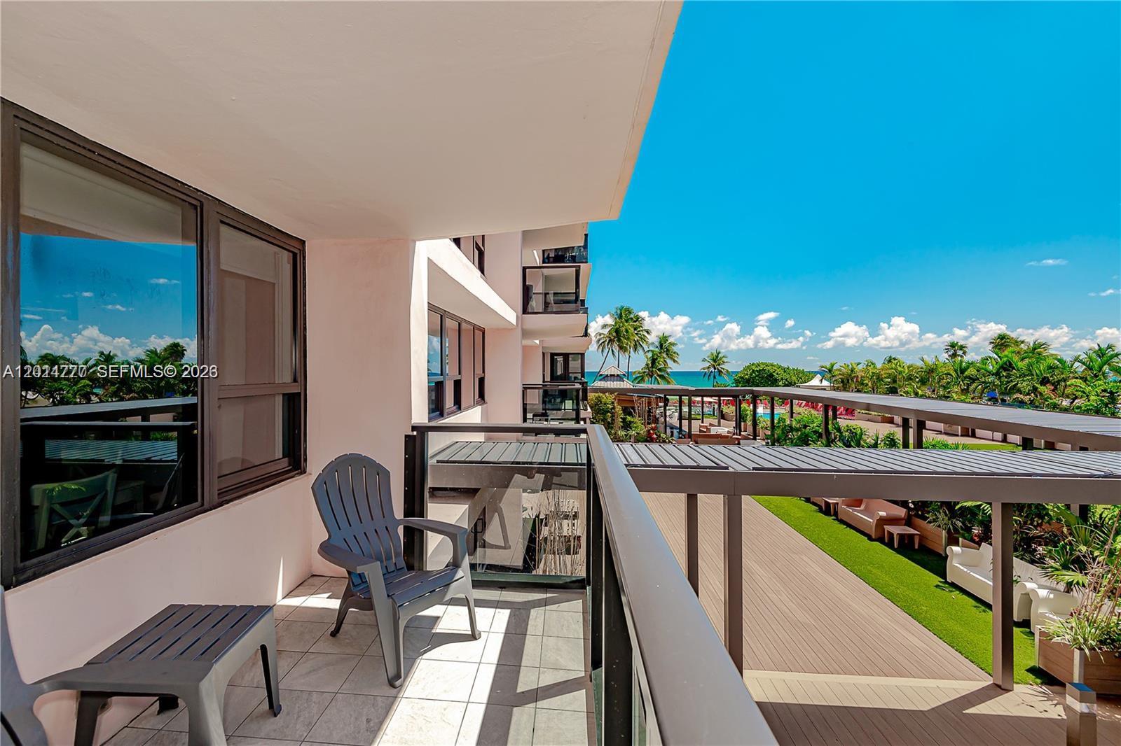 THE ALEXANDER CONDO - Residential