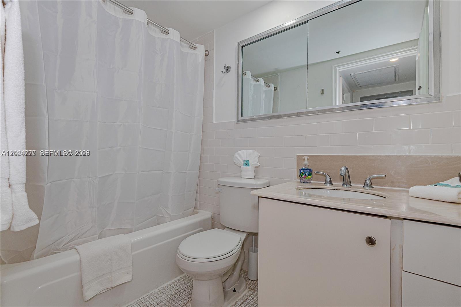 THE ALEXANDER CONDO - Residential