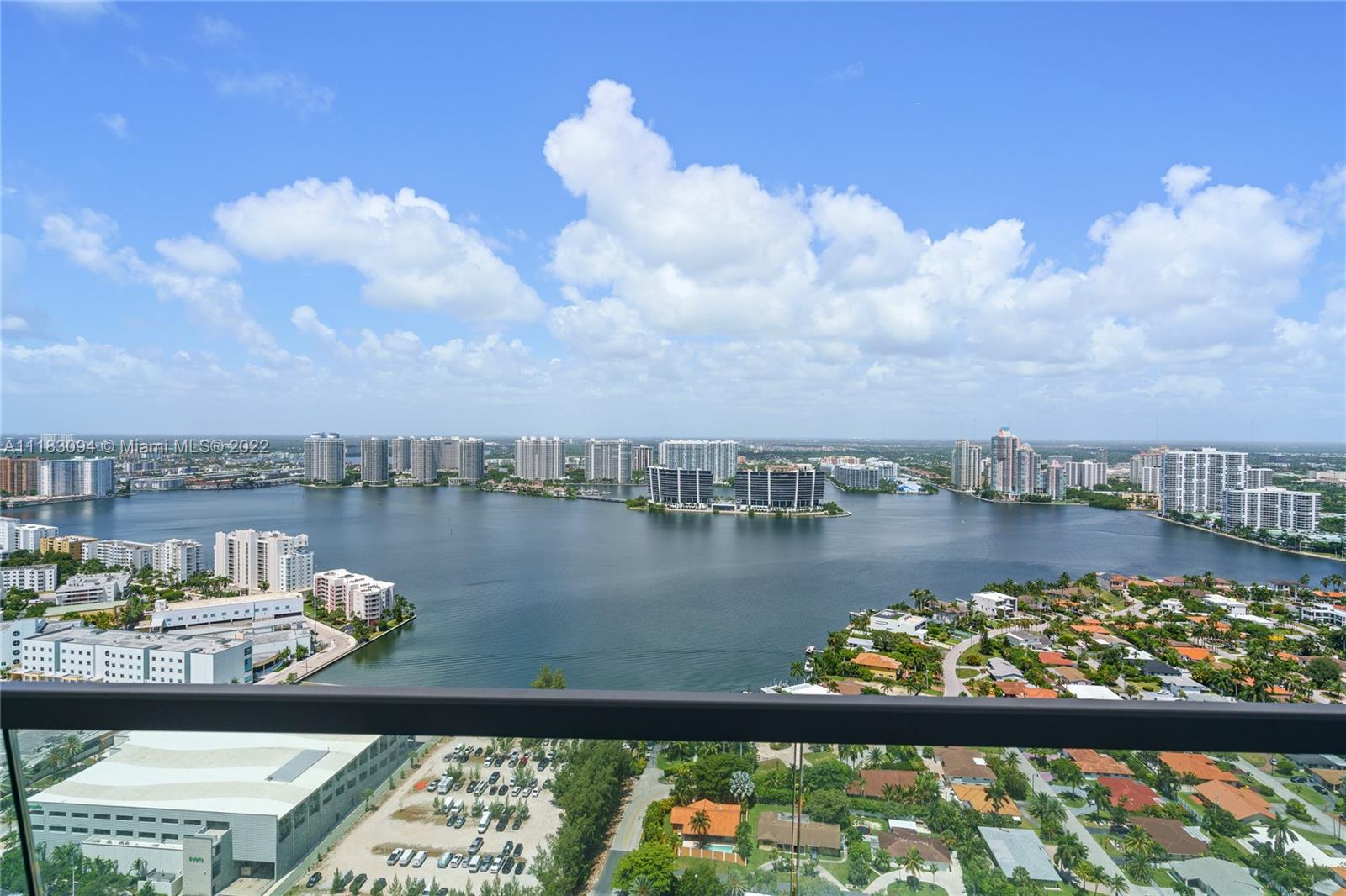 Turnberry Ocean Club - Residential