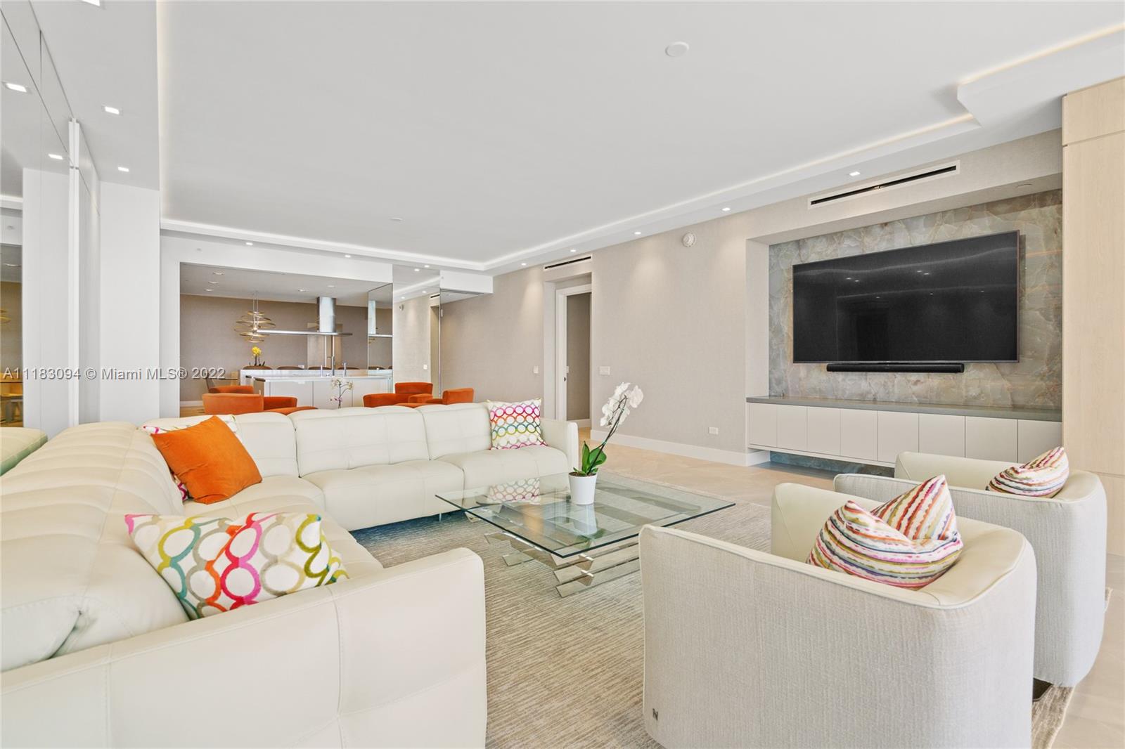 Turnberry Ocean Club - Residential