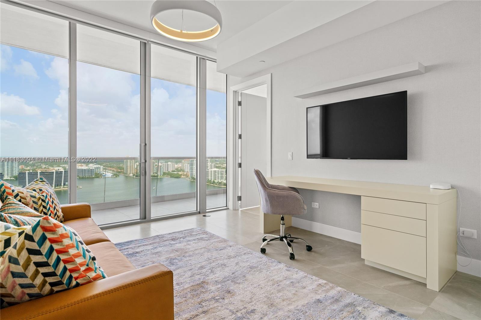 Turnberry Ocean Club - Residential