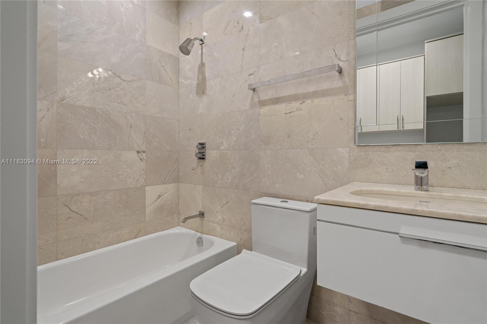 Turnberry Ocean Club - Residential