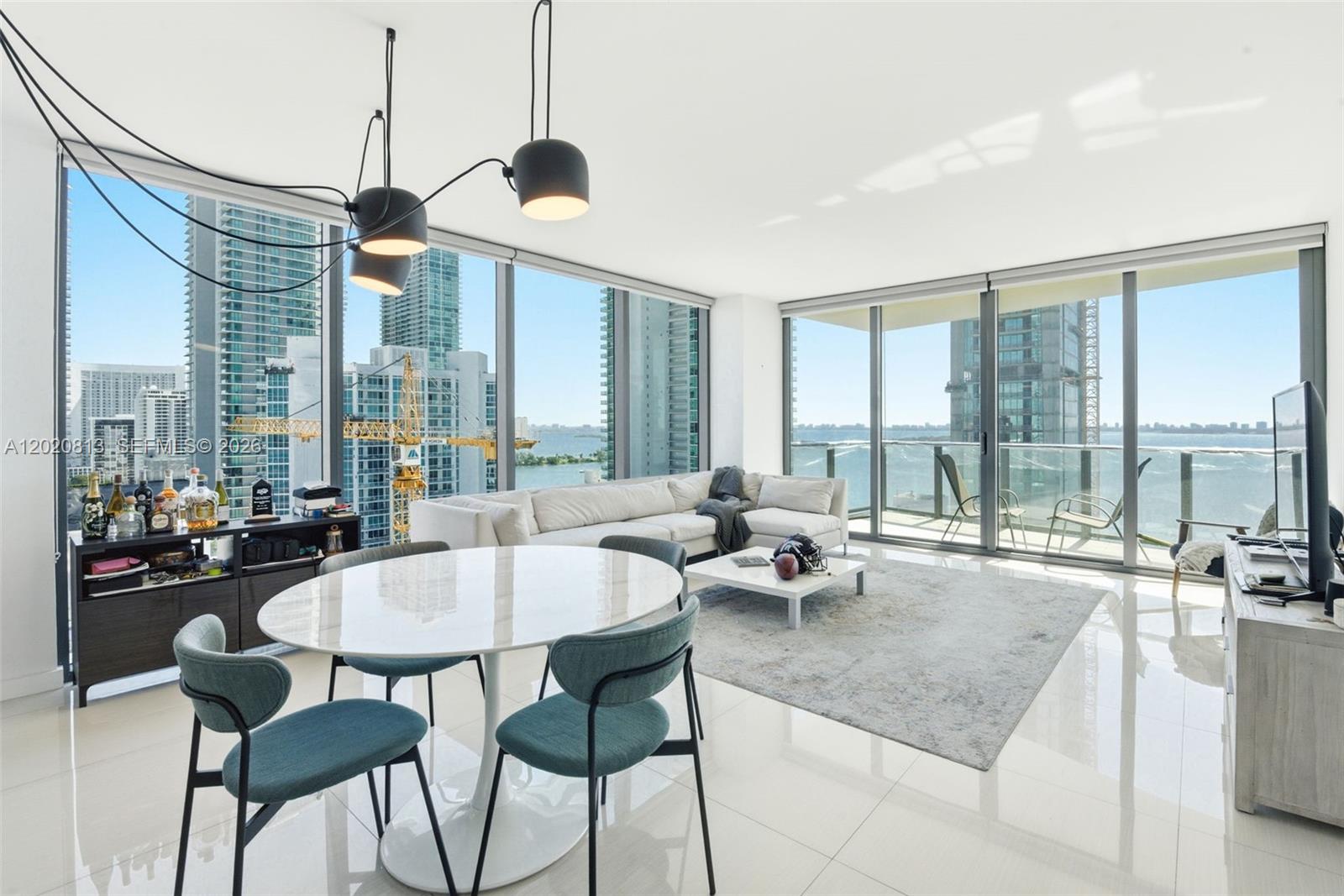 ICON BAY CONDO - Residential