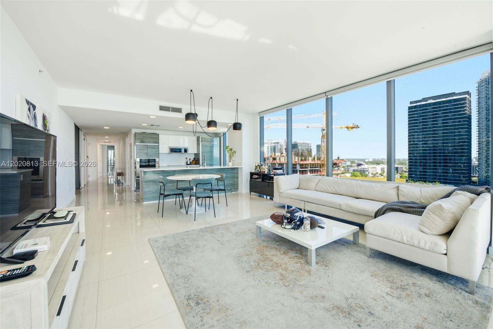 ICON BAY CONDO - Residential