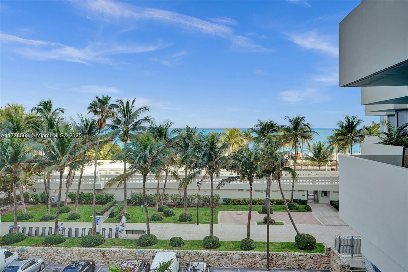 2899 Collins Ave 521