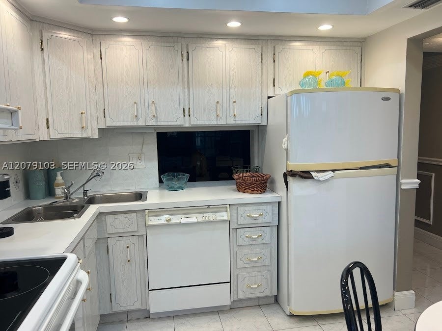 1350 Atlantic Shores Blvd 322, Hallandale Beach FL 33009