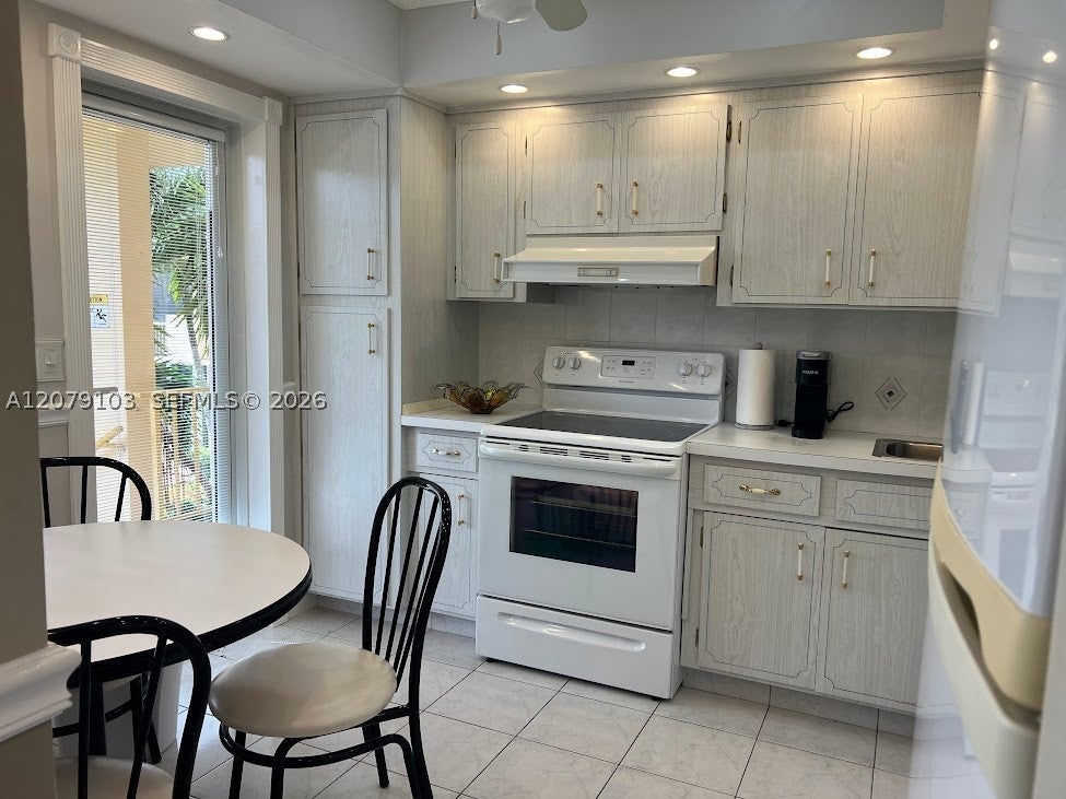 1350 Atlantic Shores Blvd 322