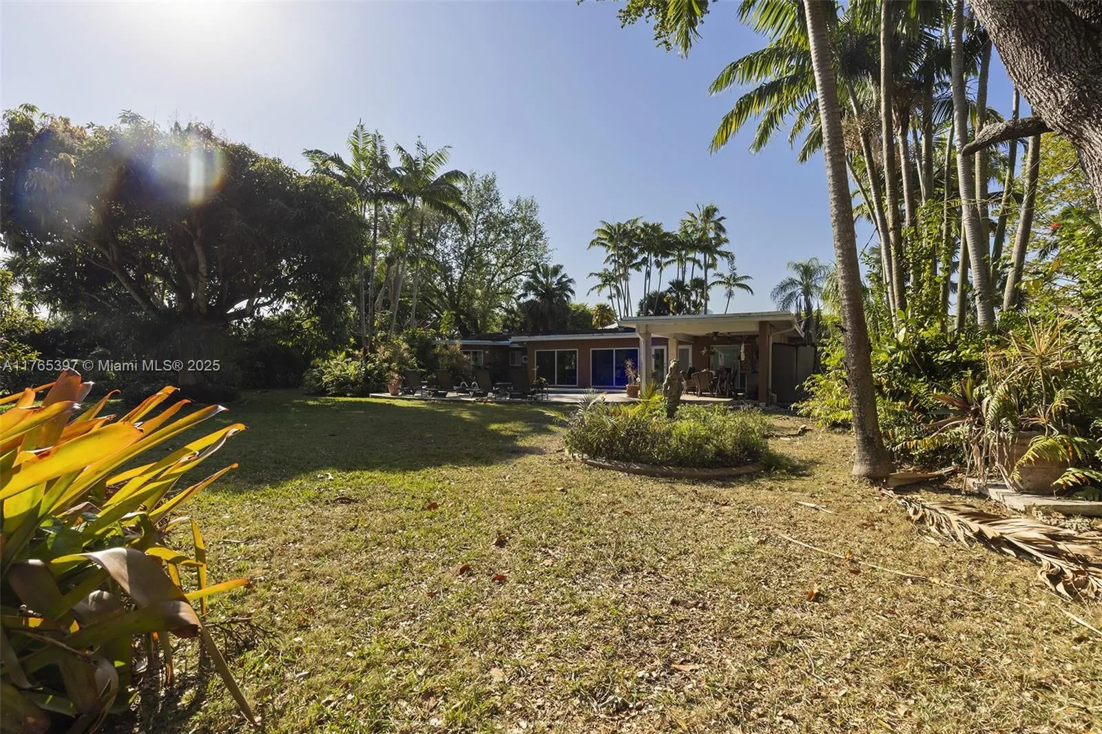 Pinecrest, Florida 33156, United States, 4 Bedrooms Bedrooms, ,3 BathroomsBathrooms,Residential,Pending,91646