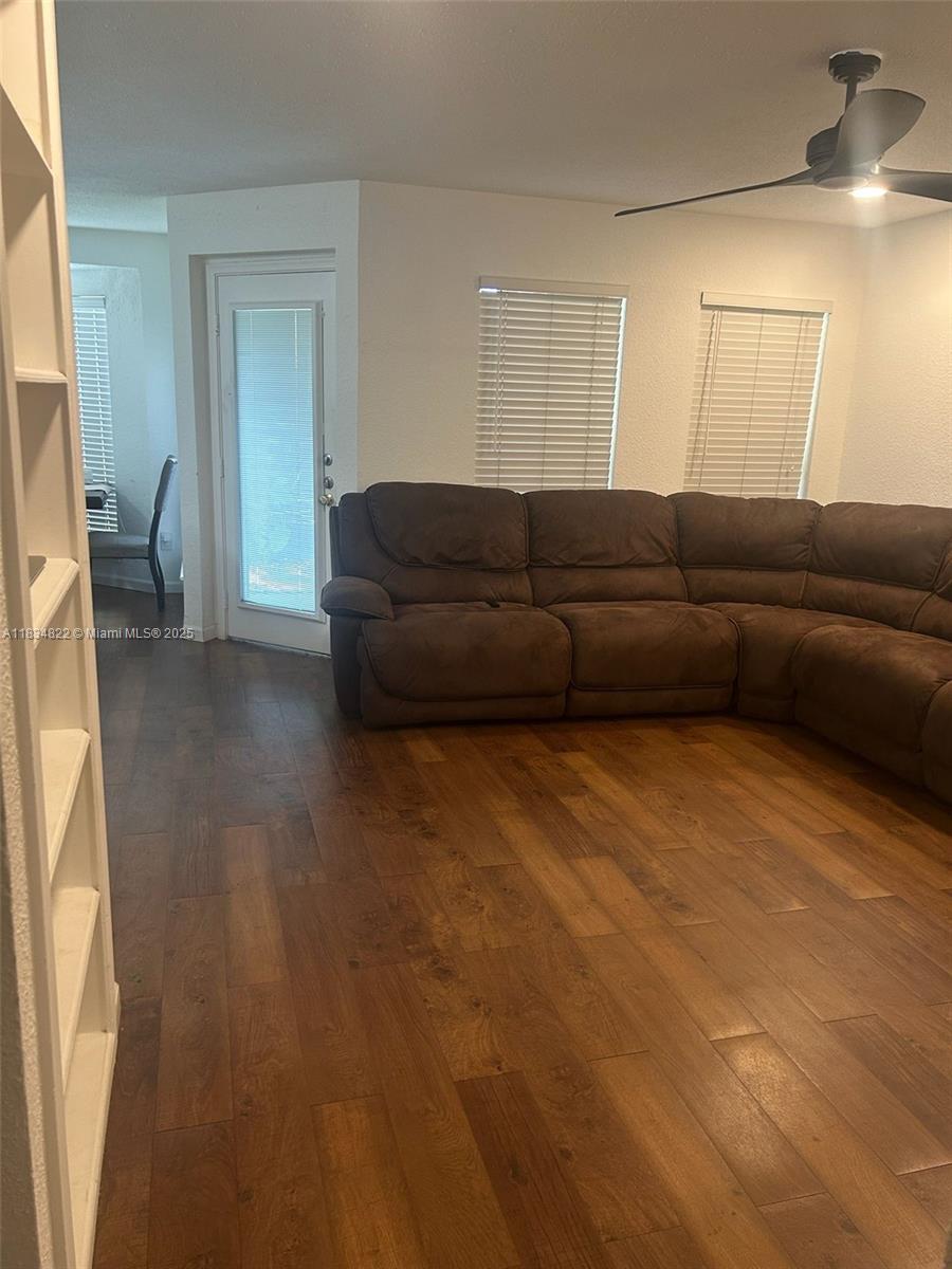 777 Riverside Dr 1514