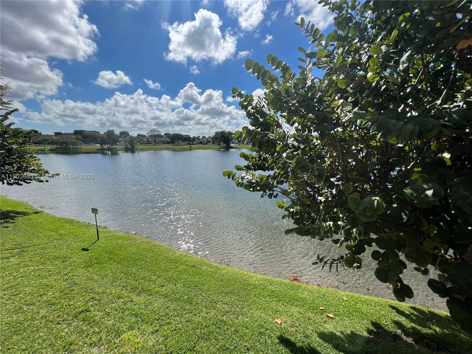 INDIAN LAKE VILLAGE II CO - Residential Lease